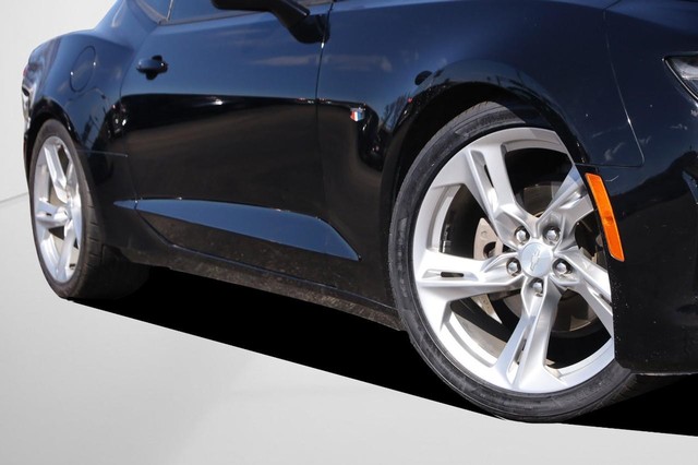 Chevrolet Camaro Vehicle Image 03