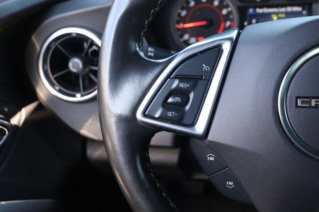 Chevrolet Camaro Vehicle Image 12