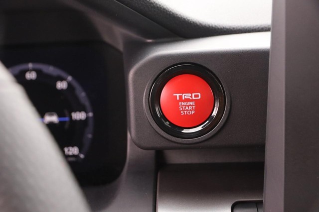 Toyota Tacoma Vehicle Image 14