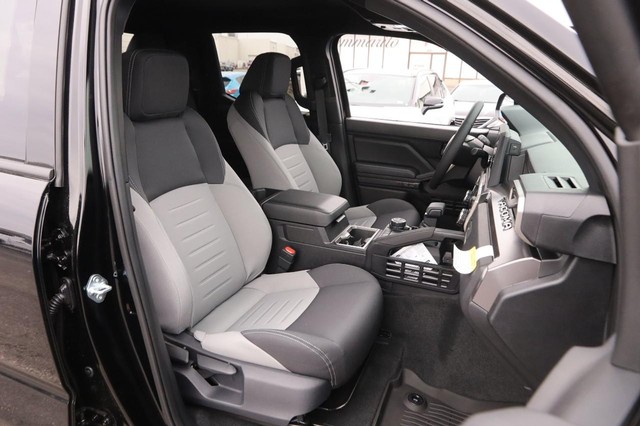 Toyota Tacoma Vehicle Image 25