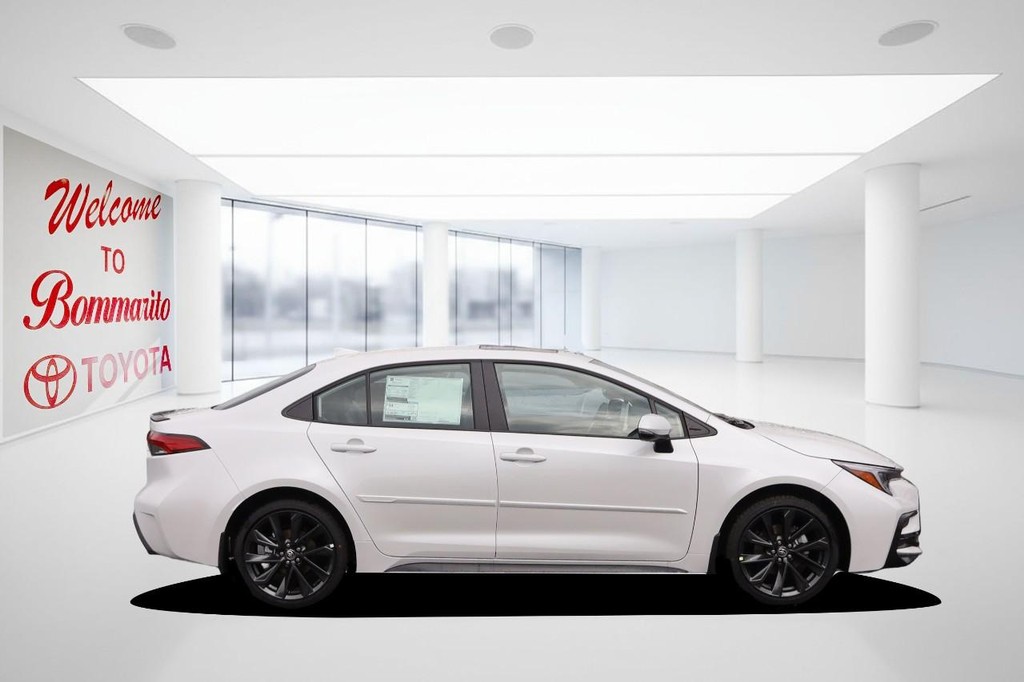 Toyota Corolla Vehicle Full-screen Gallery Image 5