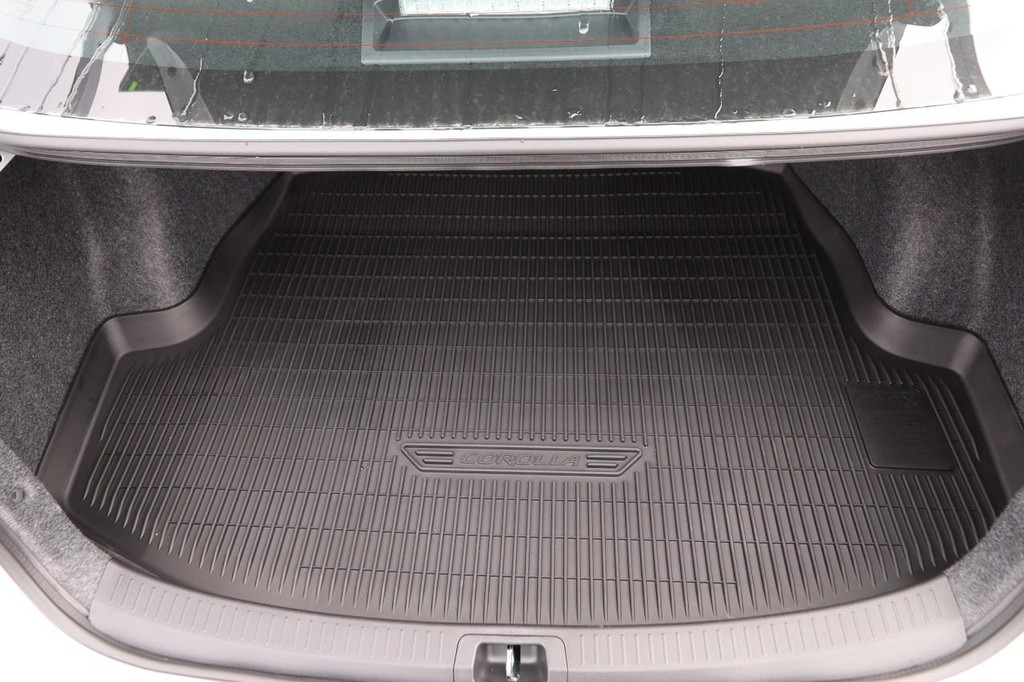 Toyota Corolla Vehicle Full-screen Gallery Image 7