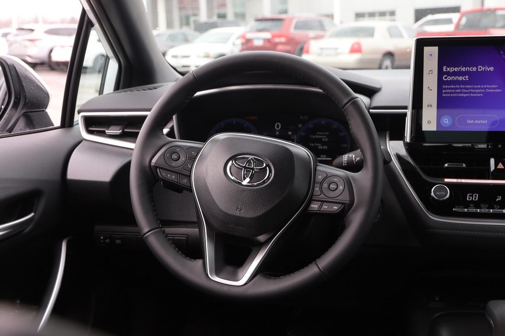 Toyota Corolla Vehicle Full-screen Gallery Image 22