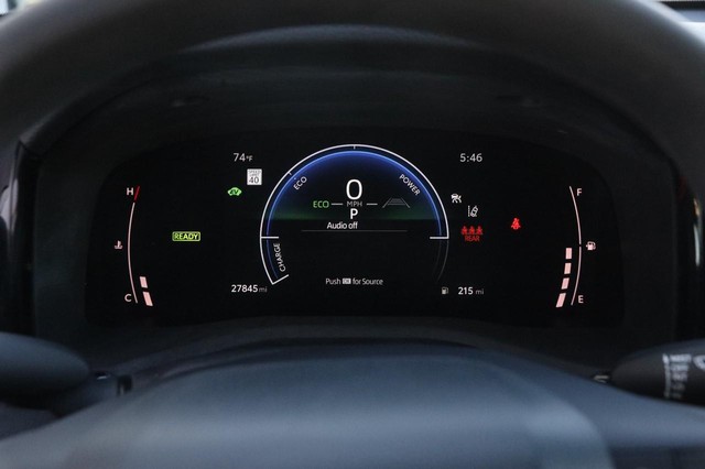 Toyota Camry Vehicle Image 13