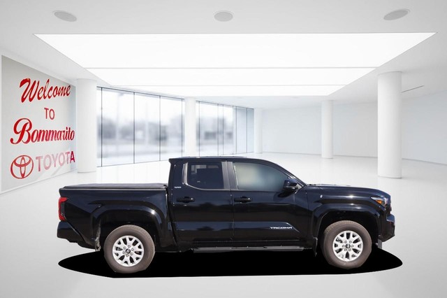 Toyota Tacoma 4WD Vehicle Image 05