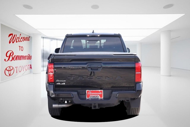 Toyota Tacoma 4WD Vehicle Image 06