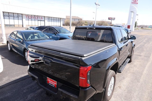 Toyota Tacoma 4WD Vehicle Image 07