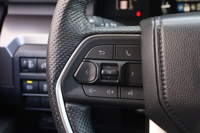 Toyota Tacoma 4WD Vehicle Image 11