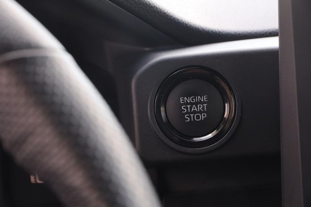 Toyota Tacoma 4WD Vehicle Image 14