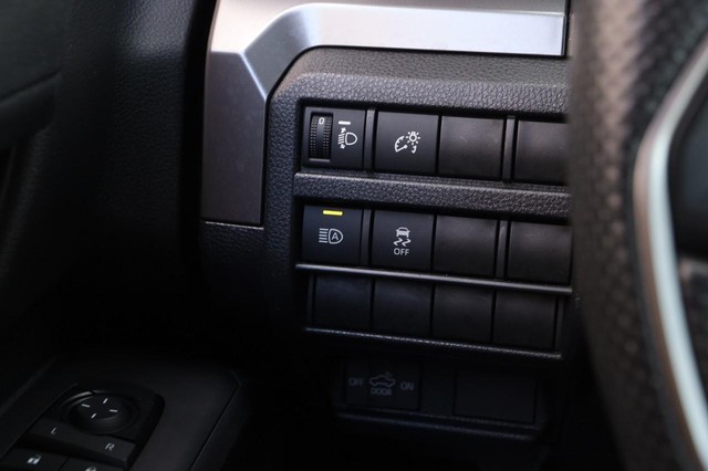 Toyota Tacoma 4WD Vehicle Image 20