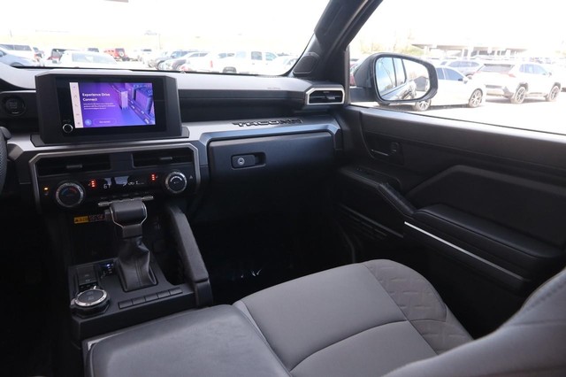 Toyota Tacoma 4WD Vehicle Image 25