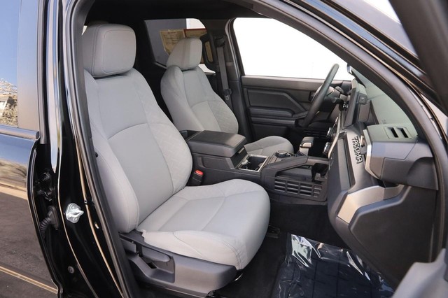 Toyota Tacoma 4WD Vehicle Image 26