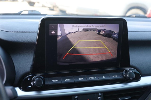 Kia Forte Vehicle Image 15