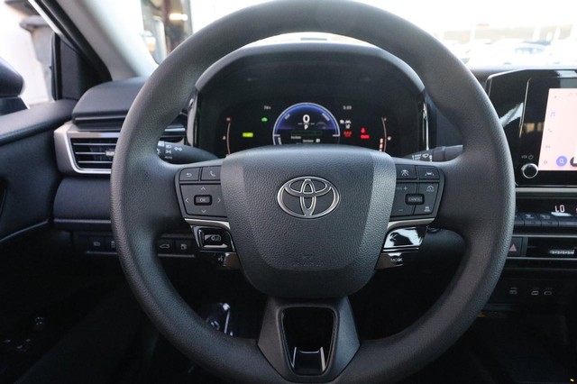 Toyota Camry Vehicle Image 10