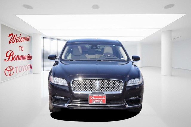 Lincoln Continental Vehicle Image 04