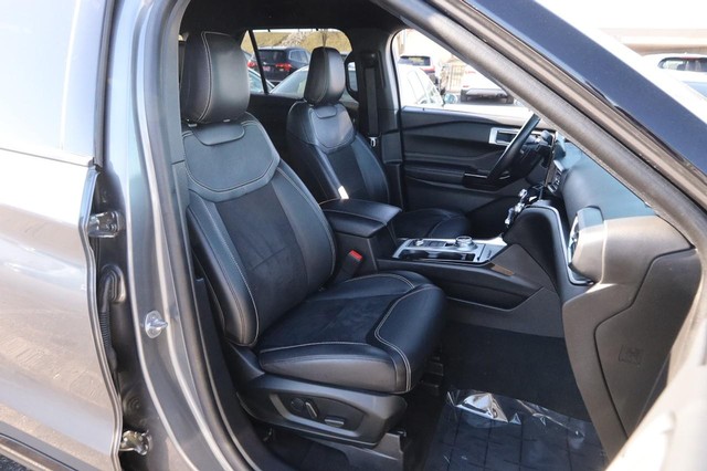 Ford Explorer Vehicle Image 28