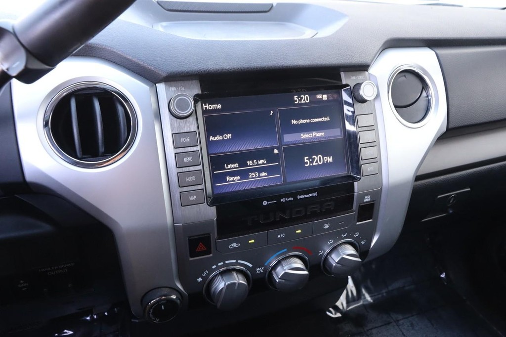 Toyota Tundra 4WD Vehicle Full-screen Gallery Image 14