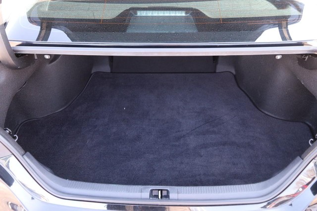 Toyota Camry Vehicle Image 07
