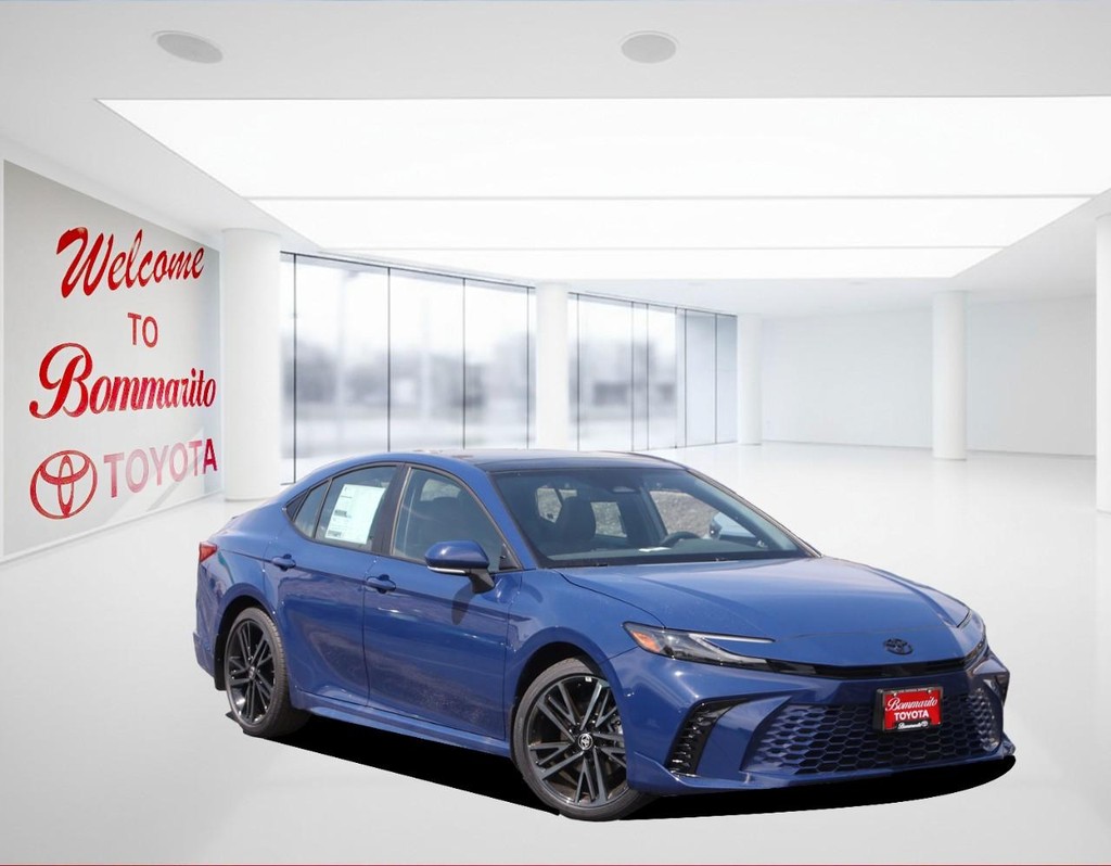 Toyota Camry Vehicle Full-screen Gallery Image 2