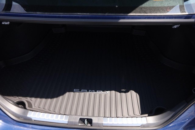 Toyota Camry Vehicle Image 07