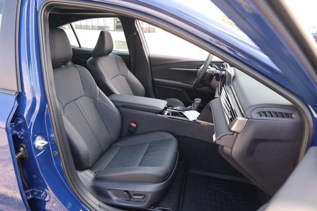 Toyota Camry Vehicle Image 27