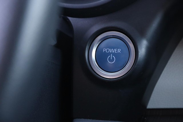 Toyota Sienna Vehicle Image 17