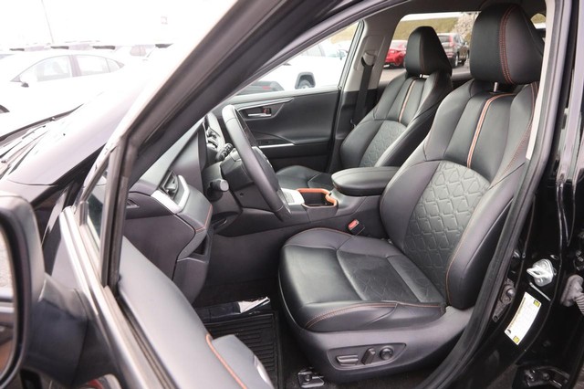 Toyota RAV4 Vehicle Image 08