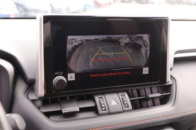 Toyota RAV4 Vehicle Image 16