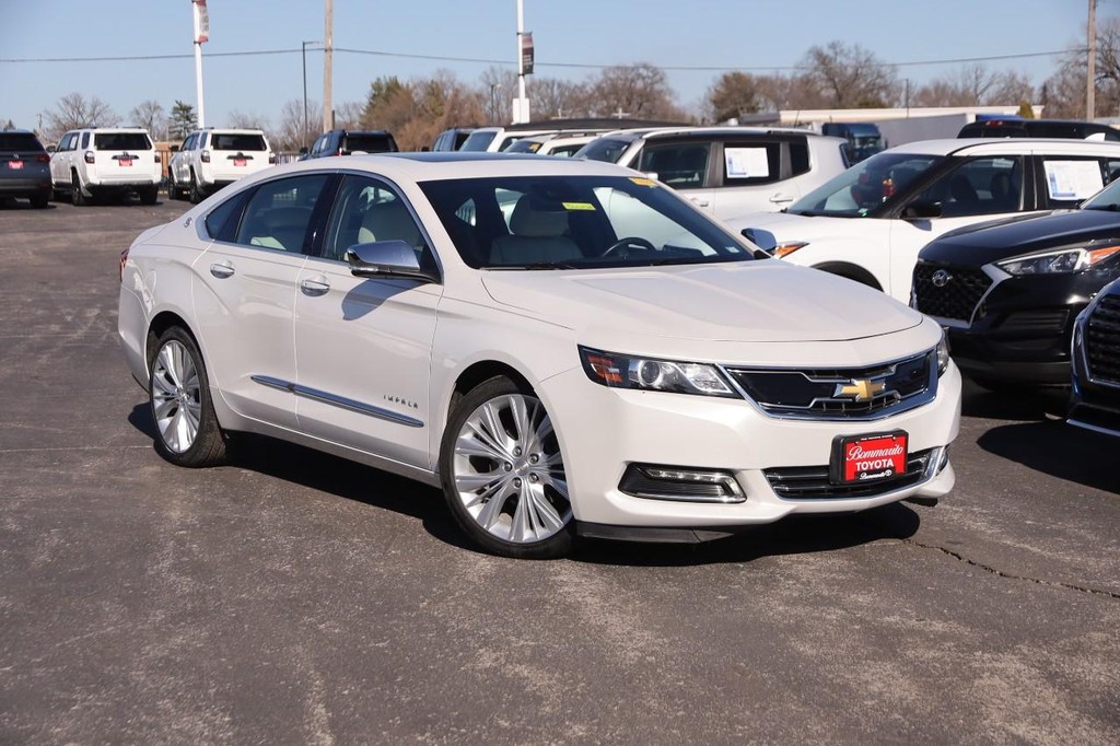 Chevrolet Impala Vehicle Full-screen Gallery Image 02