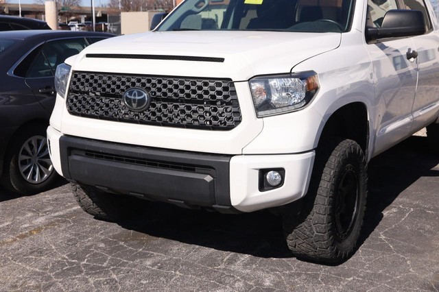 Toyota Tundra 4WD Vehicle Image 05