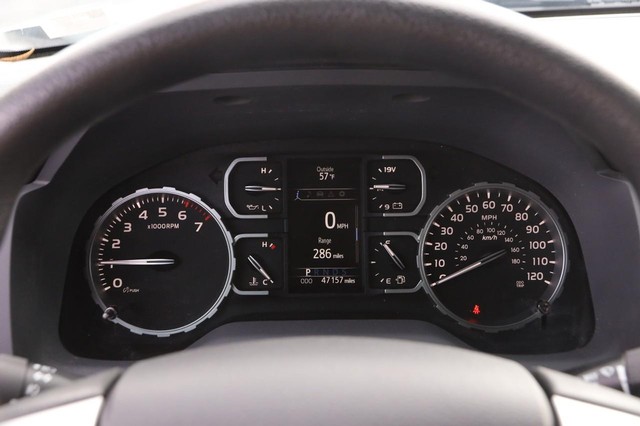 Toyota Tundra 4WD Vehicle Image 13