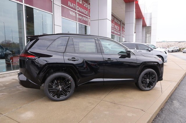 Toyota RAV4 Vehicle Image 05