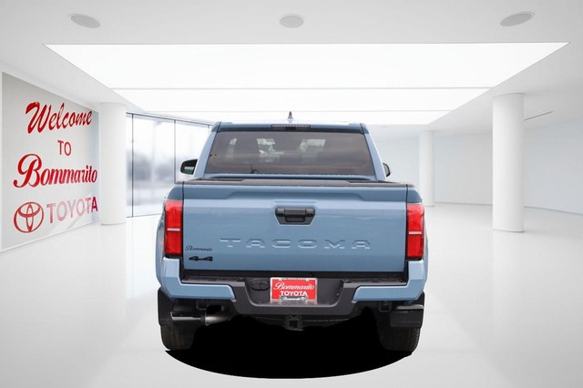 Toyota Tacoma 4WD Vehicle Image 06