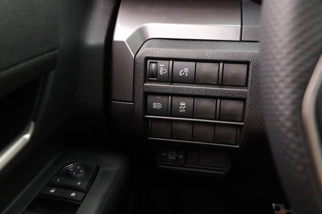 Toyota Tacoma 4WD Vehicle Image 20