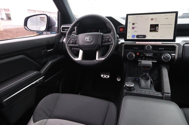 Toyota Tacoma 4WD Vehicle Image 22