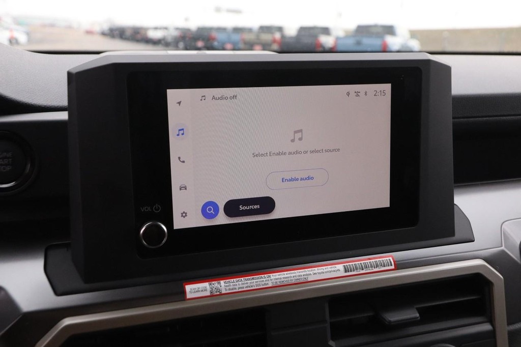 Toyota Tacoma 4WD Vehicle Full-screen Gallery Image 16