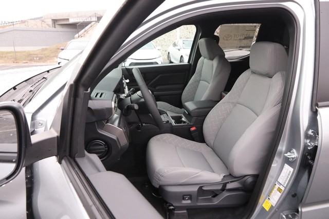 Toyota Tacoma 4WD Vehicle Image 08