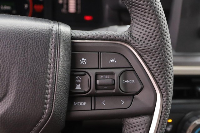 Toyota Tacoma 4WD Vehicle Image 12