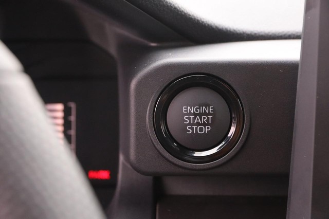 Toyota Tacoma 4WD Vehicle Image 14