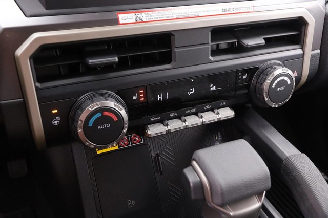 Toyota Tacoma 4WD Vehicle Image 18