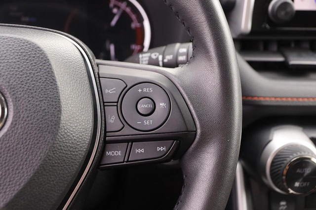 Toyota RAV4 Vehicle Image 11