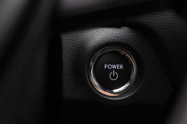 Toyota RAV4 Vehicle Image 14