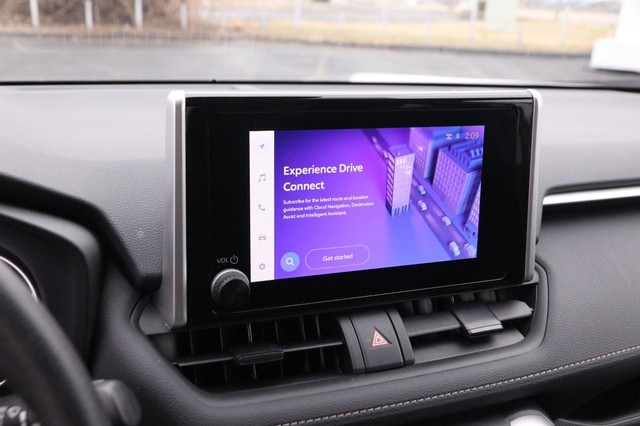 Toyota RAV4 Vehicle Image 15