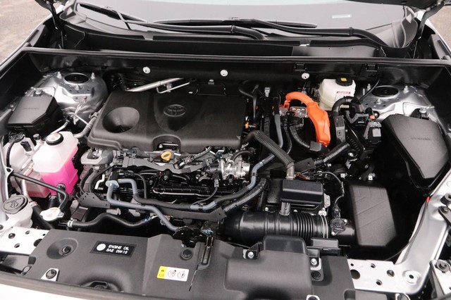 Toyota RAV4 Vehicle Image 26