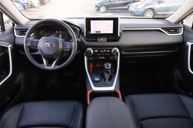 Toyota RAV4 Vehicle Image 20