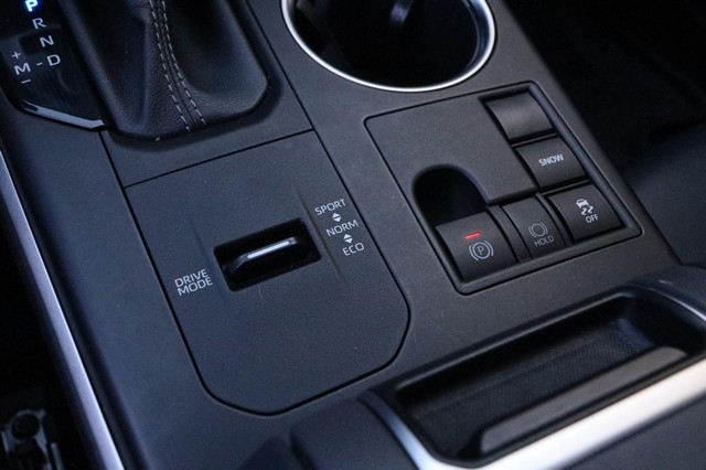 Toyota Highlander Vehicle Image 21