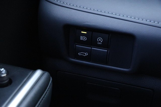 Toyota Highlander Vehicle Image 22