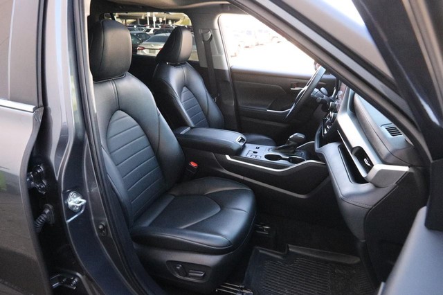 Toyota Highlander Vehicle Image 28