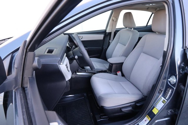 Toyota Corolla Vehicle Image 09