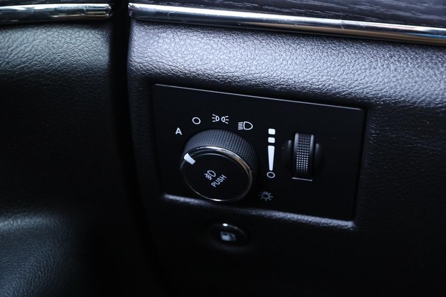 Jeep Grand Cherokee Vehicle Image 20